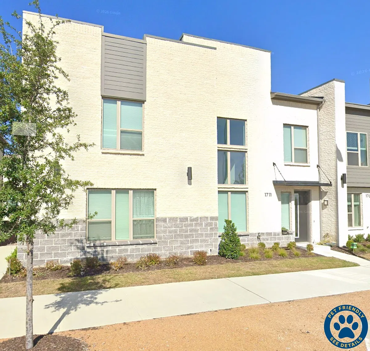2 bed, 2.5 bath, 1781 sqft, $2,700 — Photo 1