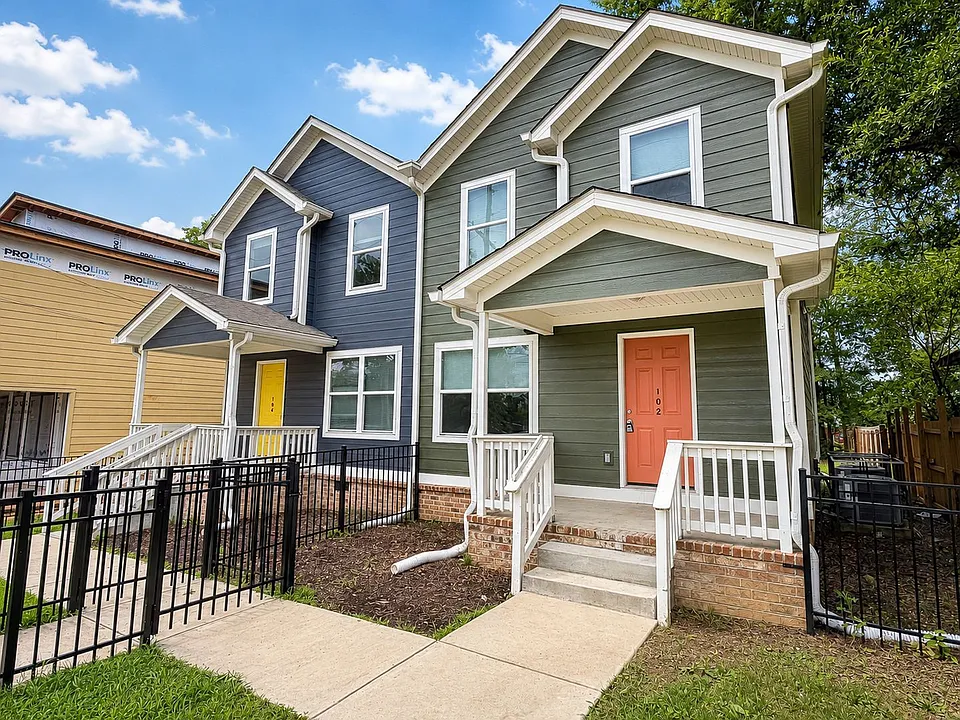 2106 Duncan Ave #102