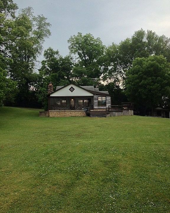 1st image of 560 River Trace Ln