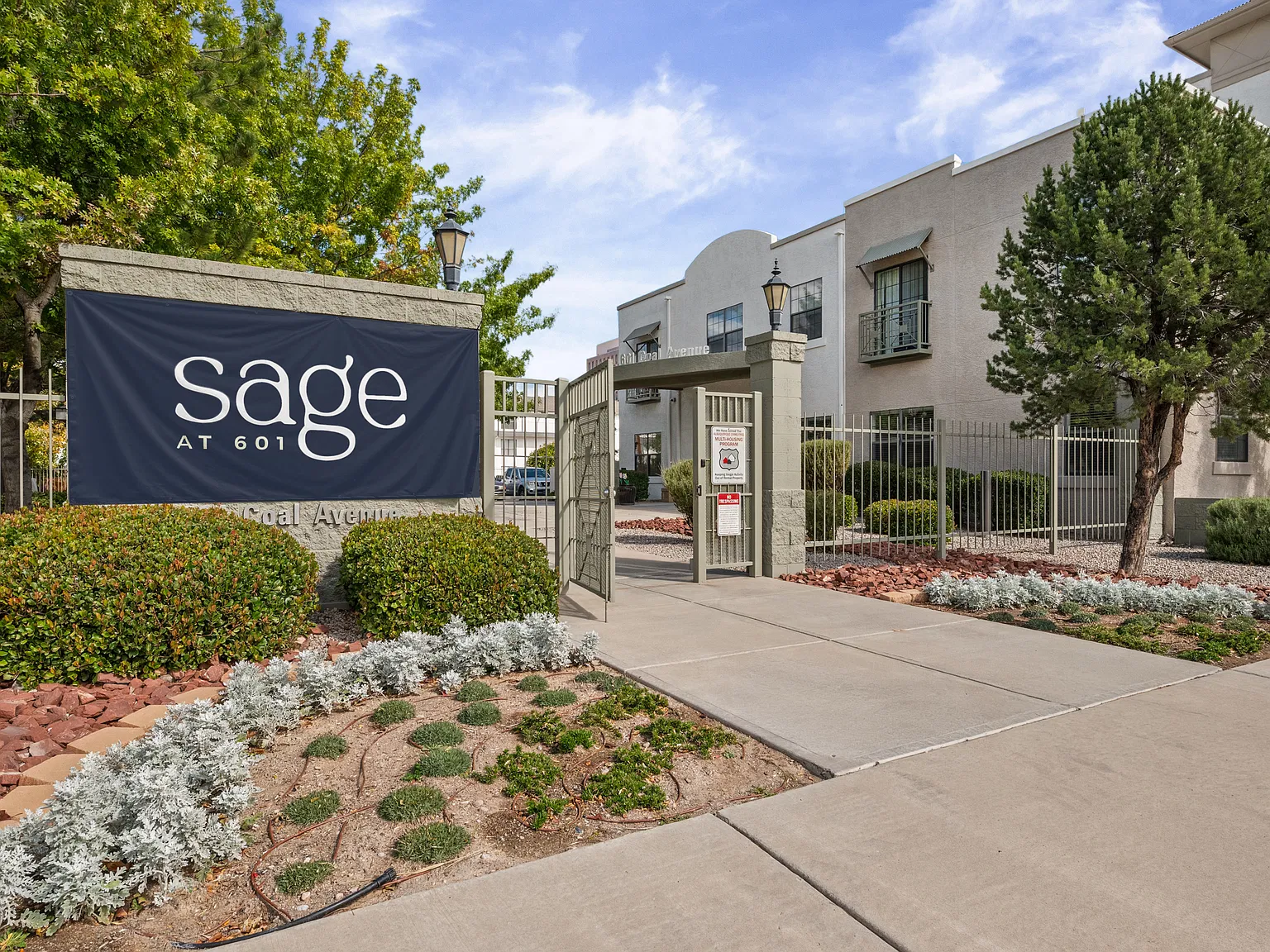 Sage at 601 — Photo 2