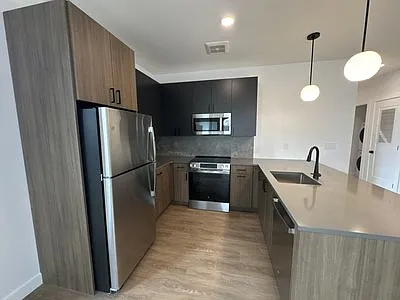 2 bed, 1.5 bath, 9999 sqft, $3,500 — Photo 1