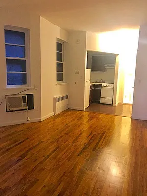 Rented by Keller Williams NYC | media 16