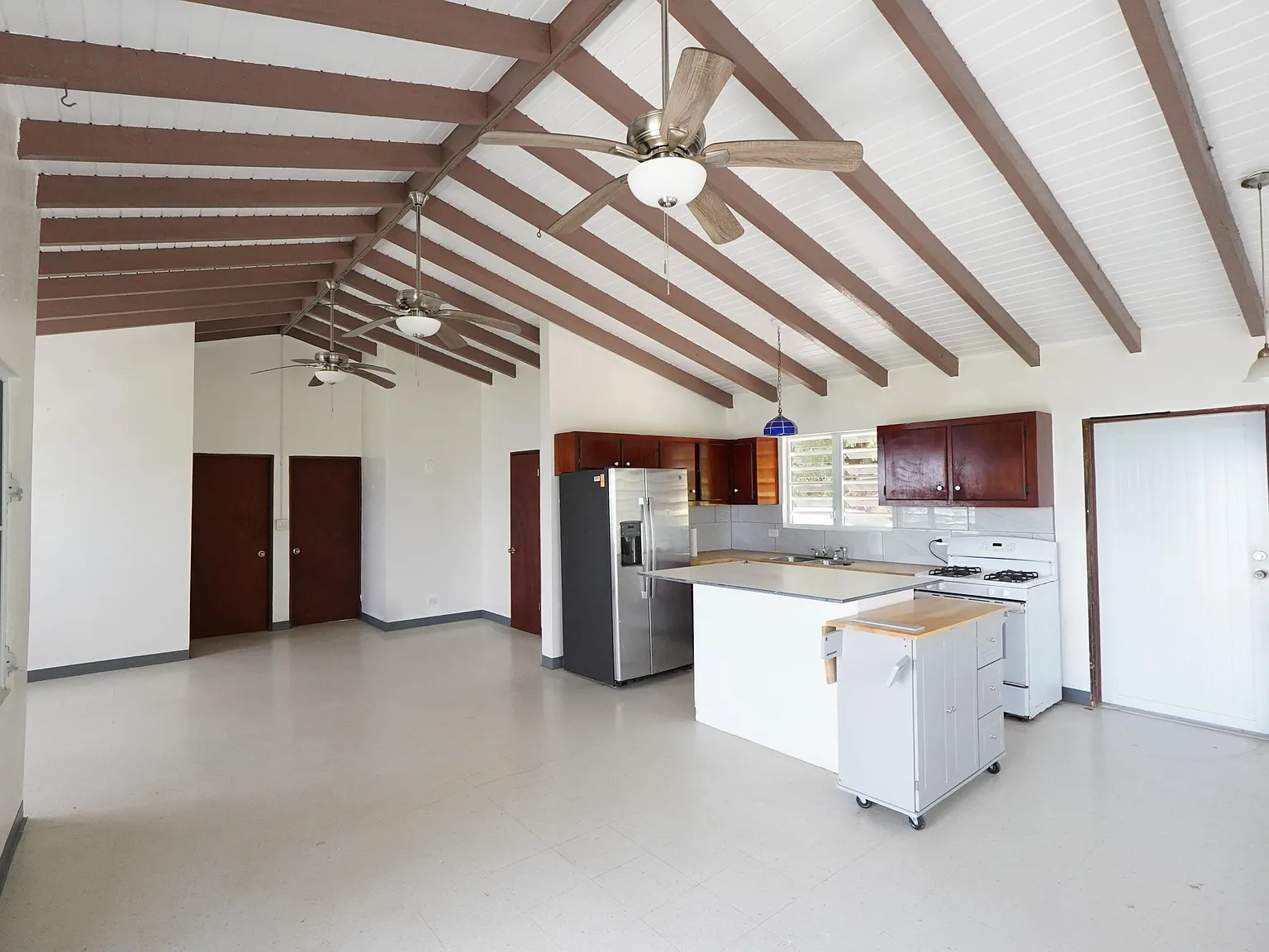2 bed, $2,200 — Photo 2