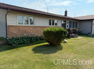 11 Trimountain Ave, South Range, MI 49963