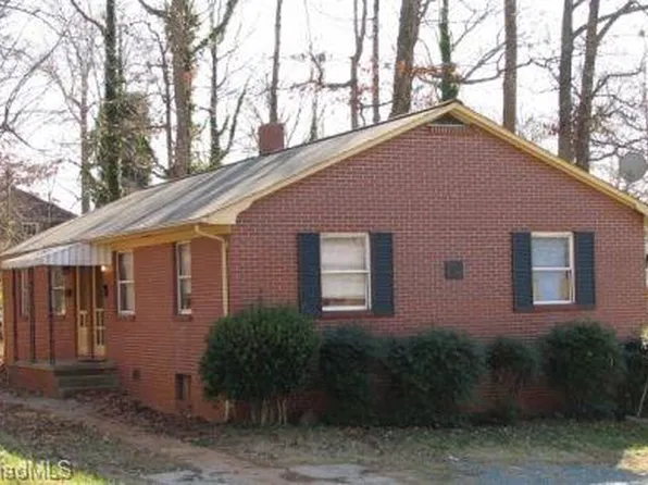 1114 Academy St, Winston Salem, NC 27101
