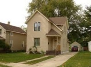 827 Lebanon St, Aurora, IL 60505