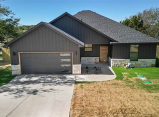 5518 Firewood Trl, Granbury, TX 76048