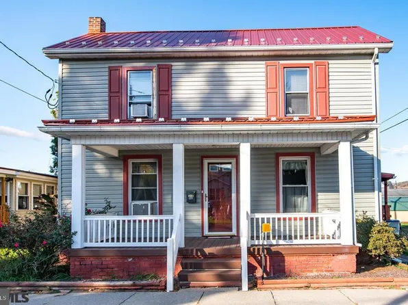 117 N Chestnut St, Mill Hall, PA 17751