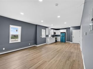 12 Duncan Ave #3, Providence, RI 02906