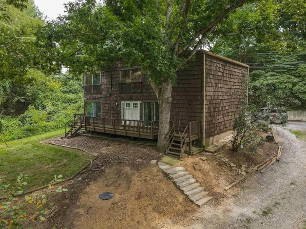 2635 Mud Pike Rd, Christiansburg, VA 24073