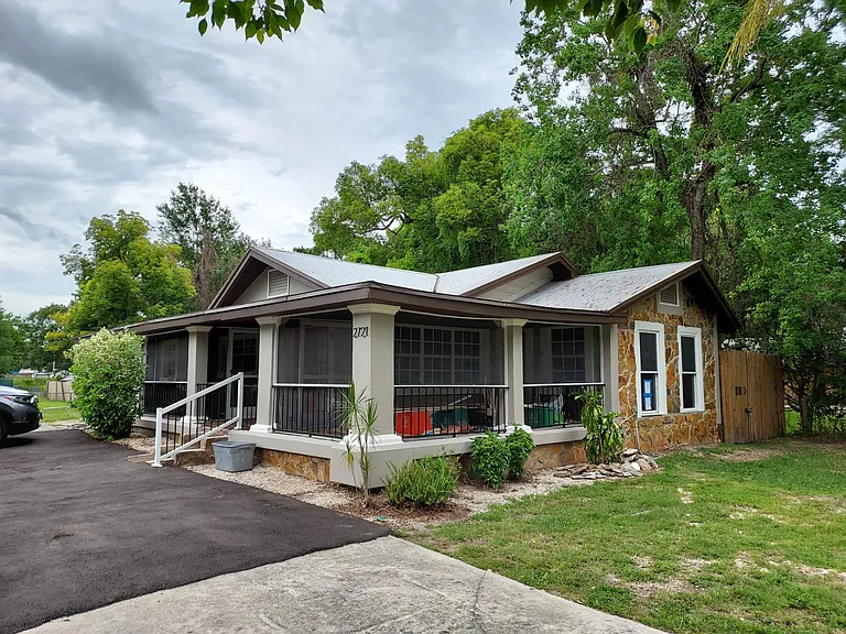 2721 Sidney Ave — Photo 1