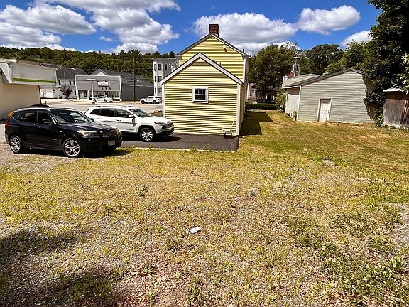 4th image of 2246 Providence Rd