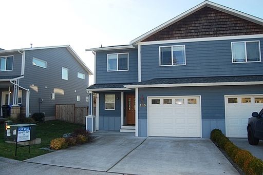 1st image of 195 NE Melrose Dr