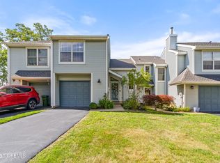 81 Malibu Dr, Eatontown, NJ 07724