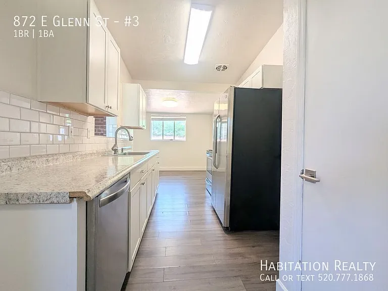 872 E Glenn St #3 — Photo 2