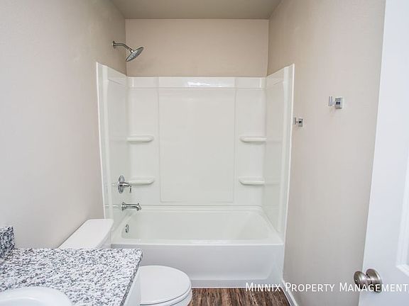 4th image of 2113 N Avenue L