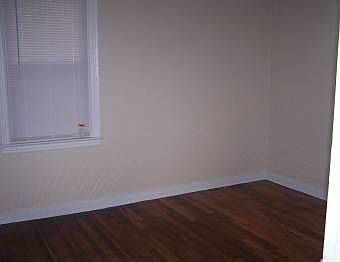 4th image of 1457 Elliott St SE