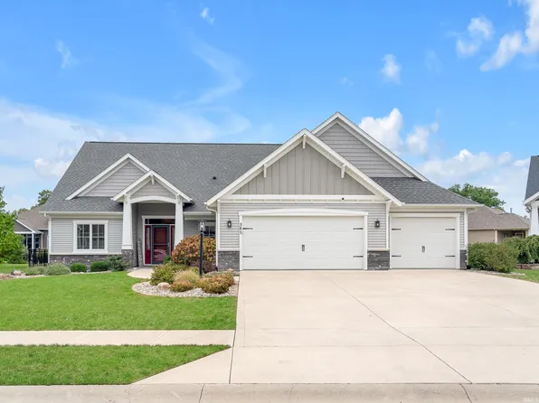 381 Elderwood Ct, Fort Wayne, IN 46845