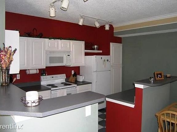 3rd image of 1841 Mallard Dr