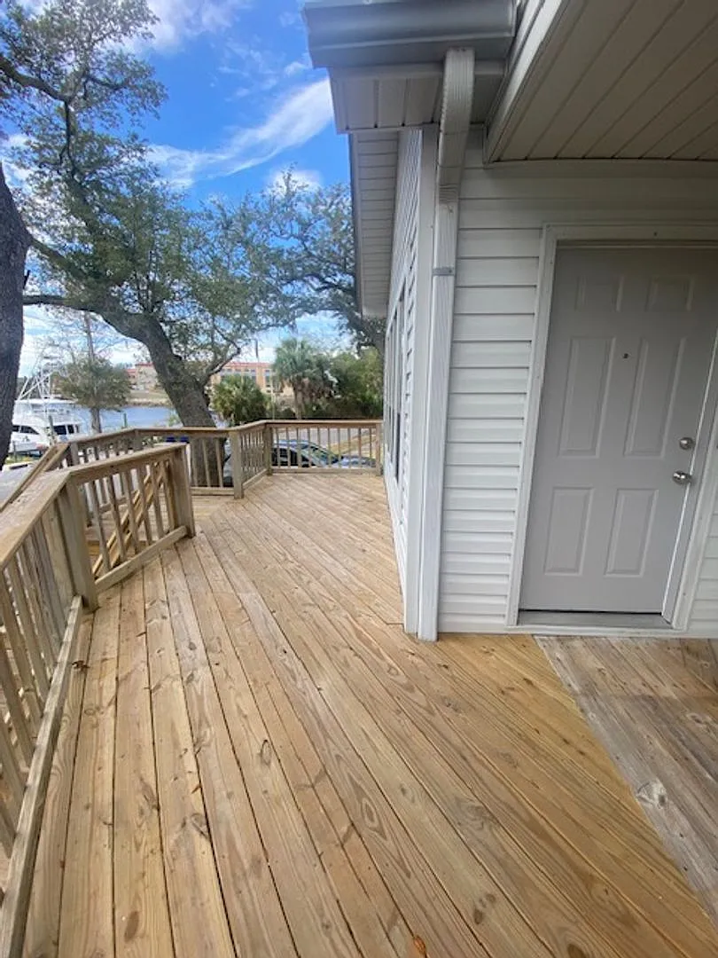 Cozy & Economical Unit in The Cove w/Waterfront Views of Massalina Bayou & Marina! — Photo 2