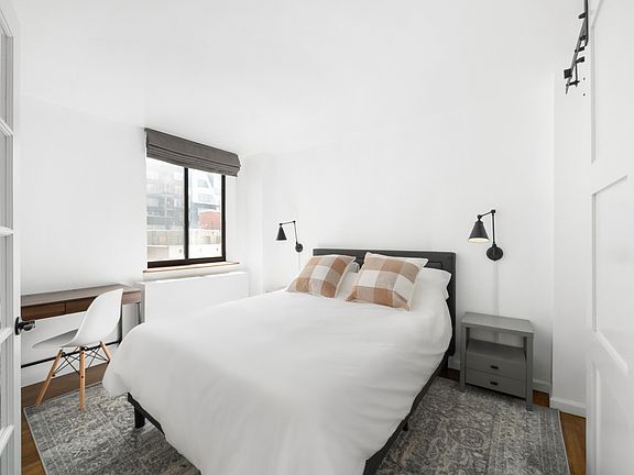 4th image of 445 W 19th St APT 7D