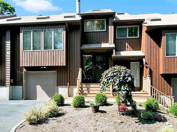 2nd image of 3 Braemar Ct
