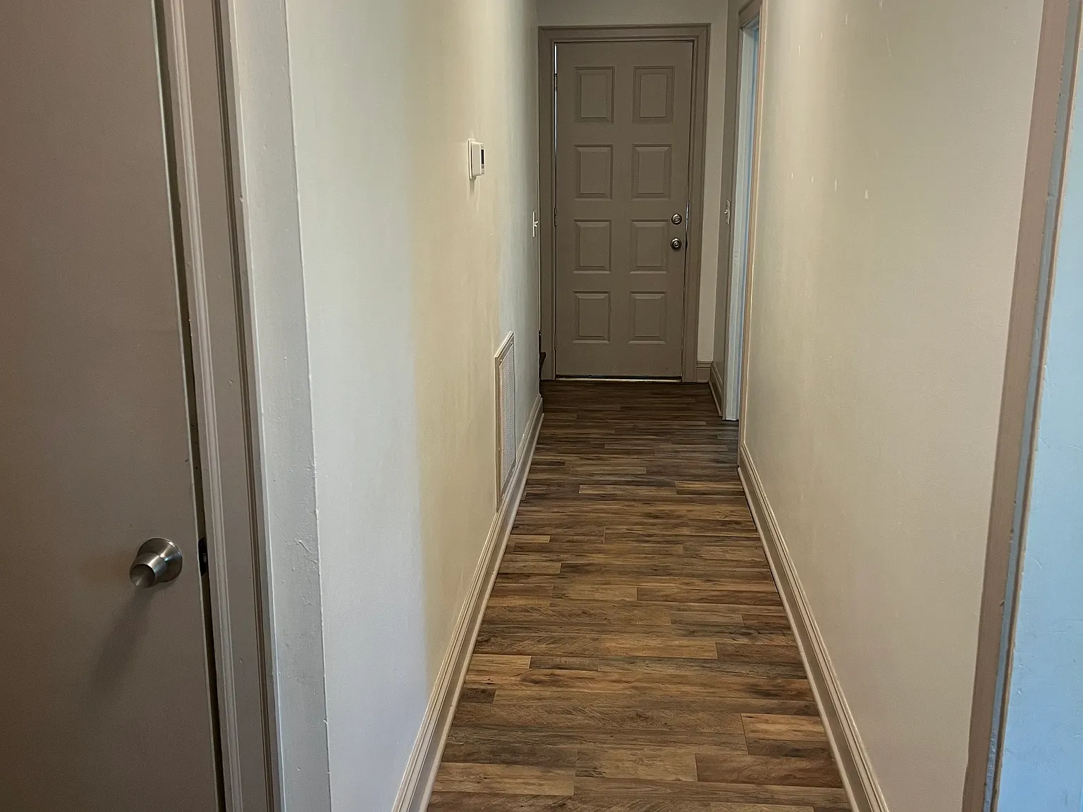 3 bed, 1.5 bath, 1265 sqft, $1,400 — Photo 2