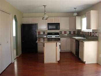 2nd image of 5920 54th Ave NE