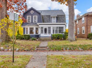 218 4th St, Jackson, MI 49201