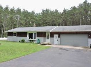 E4960 Hatton Rd, Weyauwega, WI 54983