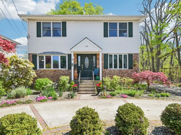106 Catlin Place, Hewlett, NY 11557