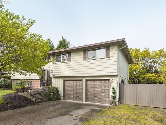 2nd image of 5154 SE Casa Del Rey Dr
