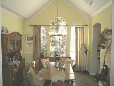 5th image of 2024 Whitney Ln