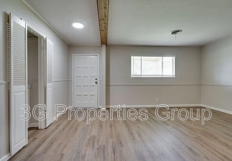 140 Joyce Dr — Photo 5