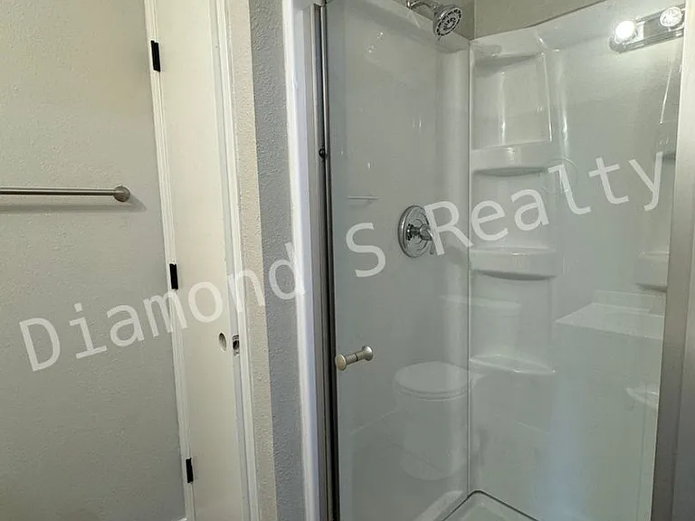 5649 S Ferguson Ave — Photo 12