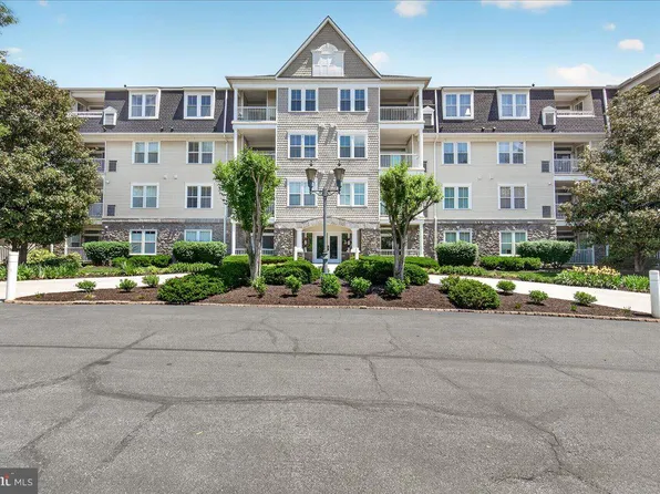 2500 Waterside Dr Unit 103, Frederick, MD 21701