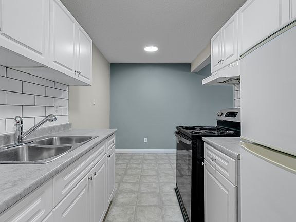 2nd image of 8640 106th Ave NW #1450287