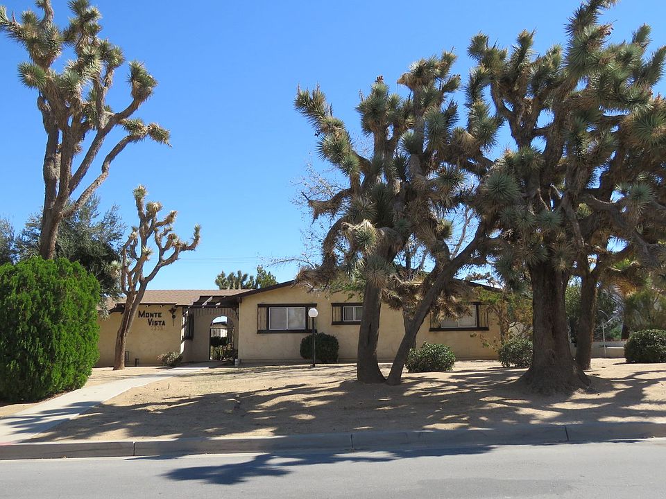 1st image of 7333 Barberry Ave #6