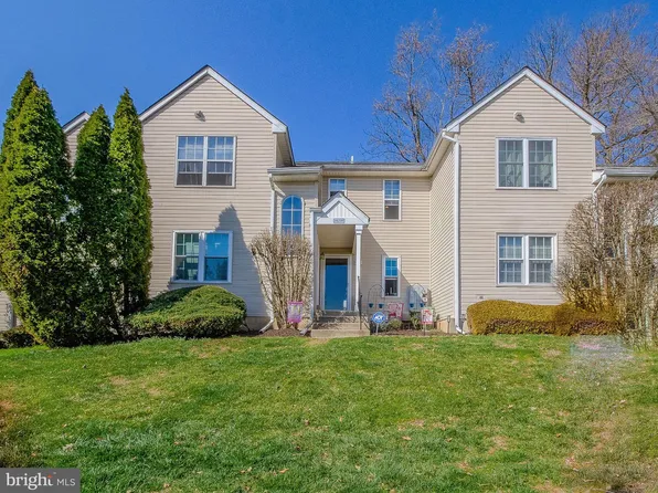 297 Wexford Ct, Aston, PA 19014