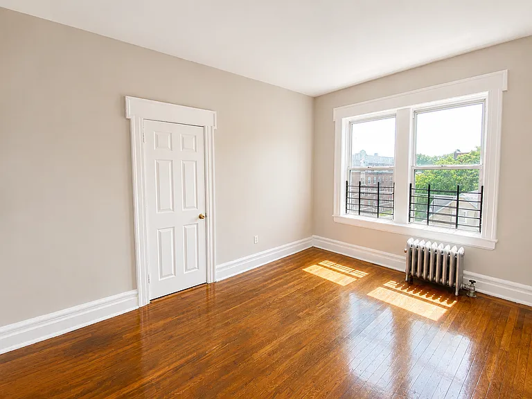 23 Harvard St #12 — Photo 9