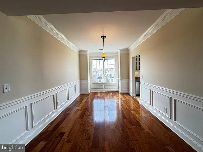 9204 Charleston Dr #303 — Photo 17