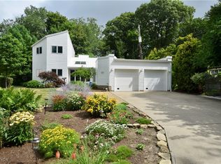 3559 Birchtree Path, Cleveland Heights, OH 44121