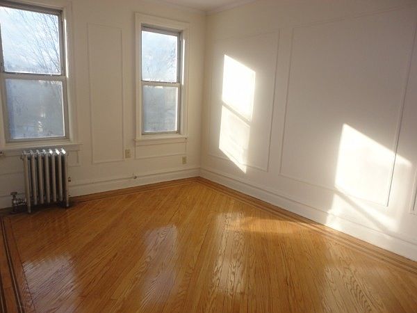 1st image of 676 E 43rd St
