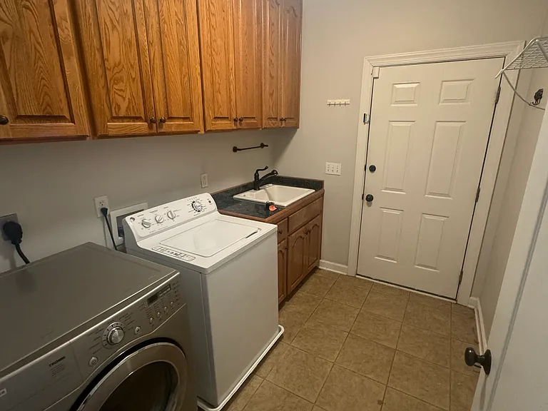 203 Eton Dr — Photo 17