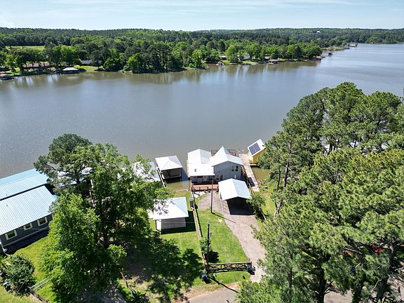 3rd image of 2664 Aqua Vista Dr