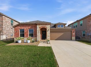 7109 Greenfield Dr, Denton, TX 76208