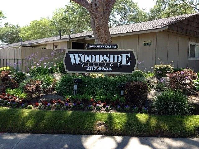 1050 Minnewawa Ave — Photo 1