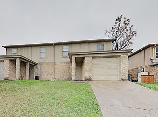 852 NW Summercrest Blvd APT A, Burleson, TX 76028