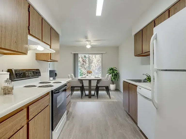Township Sherwood — Photo 10