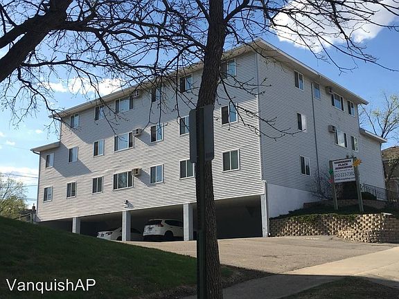 2nd image of 1009 6th Ave S APT 104